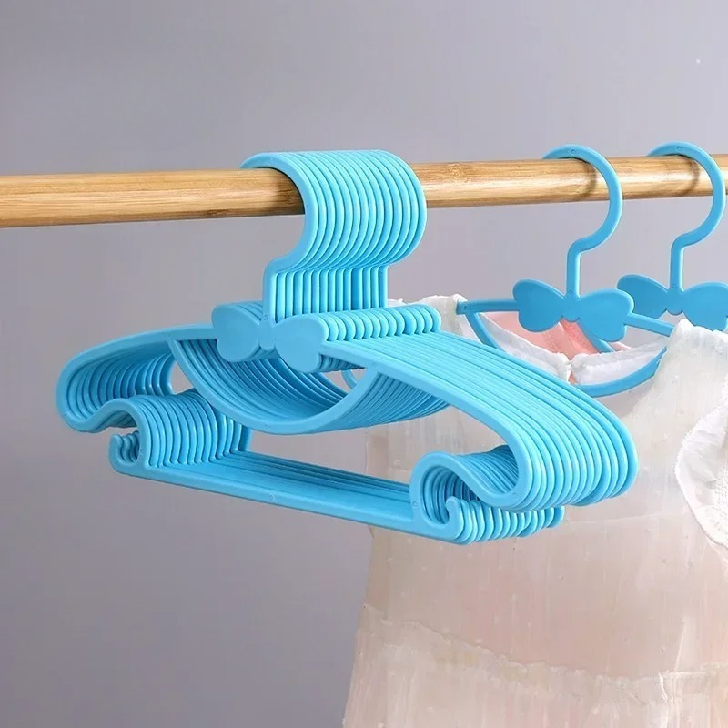 Wielofunkcyjne wieszaki na ubr – Closet Organizer Baby recenzja i cena